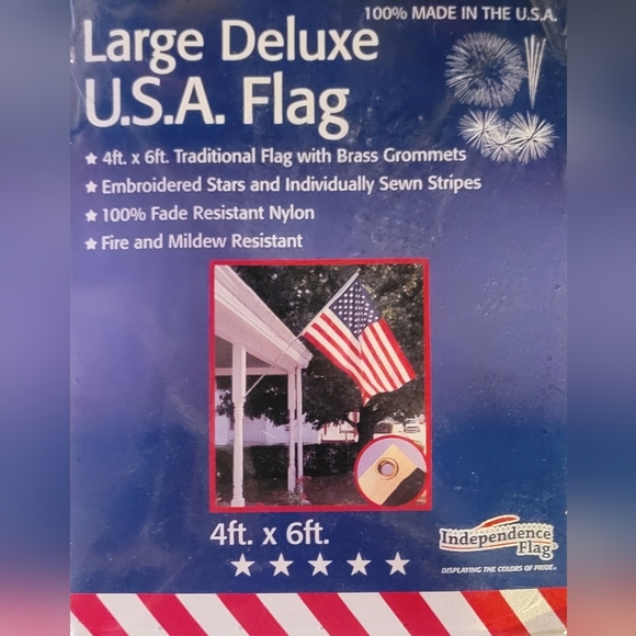 Large Deluxe USA Flag - Picture 2 of 7